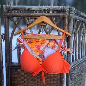 Orange Floral Bikini Set New Without Tags⛱️🌊